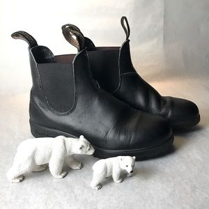 black leather blundstone_kid